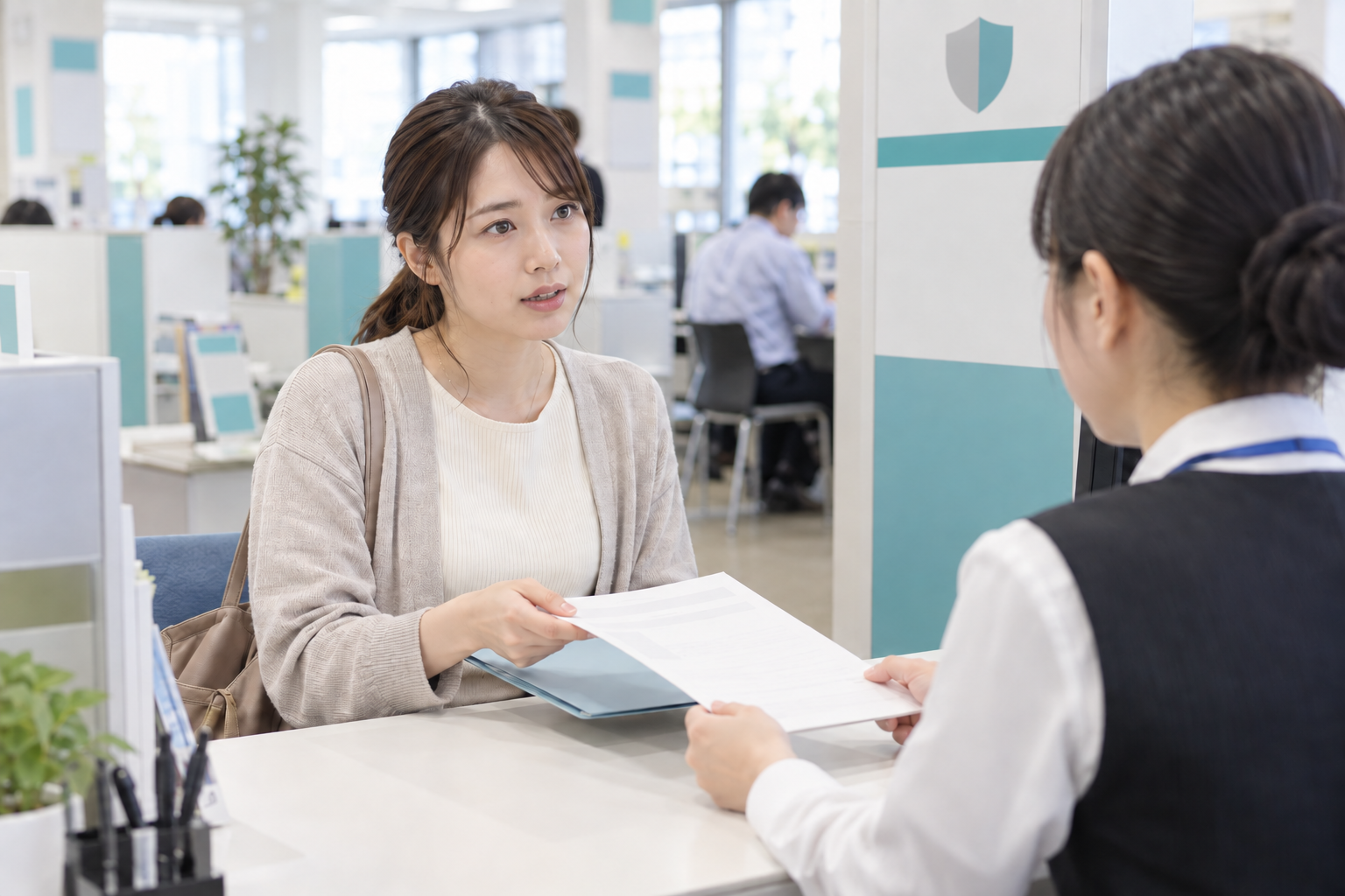退職後の健康保険手続きが遅れたら？国保14日・任意継続20日の対応